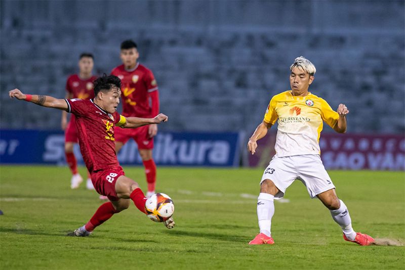 soi-keo-ha-tinh-vs-ninh-binh-ngay-17-8